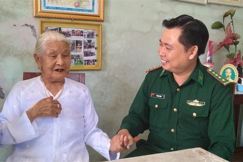 Xin được phụng dưỡng Mẹ đến suốt đời!