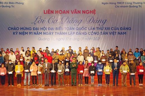 Chương trình 'Lời ca dâng Đảng' chào mừng Đại hội đại biểu toàn quốc lần thứ XIII của Đảng