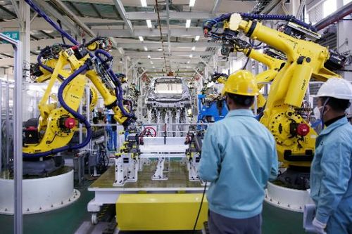 Năm 2020, GDP của Trung Quốc tăng 2,3% nhờ phục hồi mạnh từ đại dịch