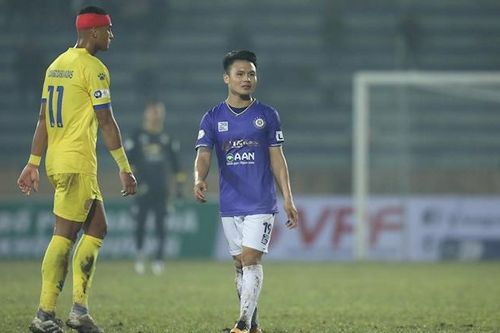 VPF nói gì sau sự cố sân cỏ tại Nam Định?