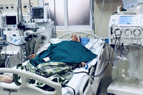 Cứu người đàn ông 43 tuổi ung thư vòm họng giai đoạn cuối