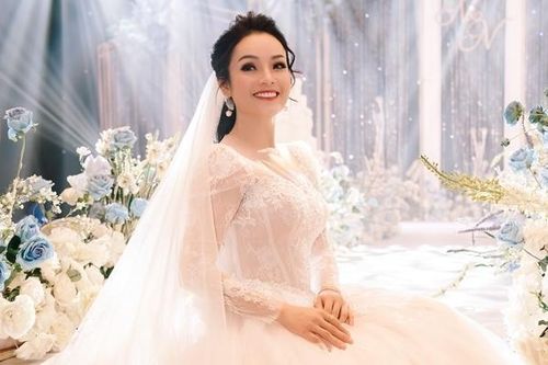 Ca sĩ Tân Nhàn kết hôn lần 2
