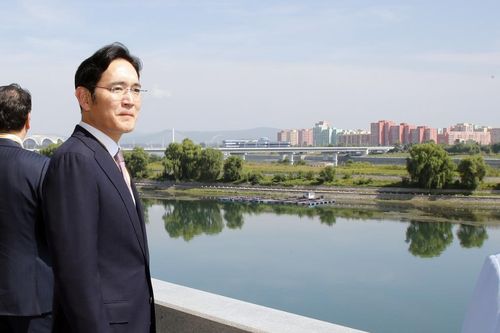 'Thái tử Samsung' Lee Jae-yong bị kết án tù