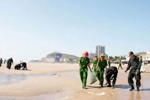 Hình ảnh lực lượng Công an được trưng bày trong Triển lãm 'Đảng ta thật là vĩ đại'