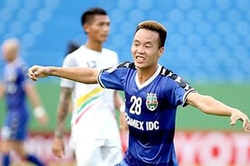 Tô Văn Vũ: Từ đường phố trở thành biểu tượng mới của V.League