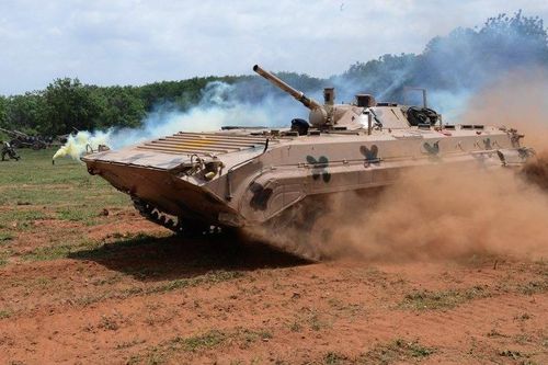Ấn Độ biến 'sát thủ săn tăng' BMP-2 thành robot và pháo tự hành