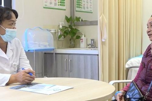 Nhiệt độ giảm sâu, người bệnh mắc bệnh cơ xương khớp càng đau hơn với những thói quen ai cũng mắc này?