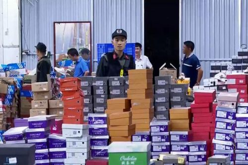 Nhiều thủ đoạn vận chuyển hàng lậu qua đường bưu chính
