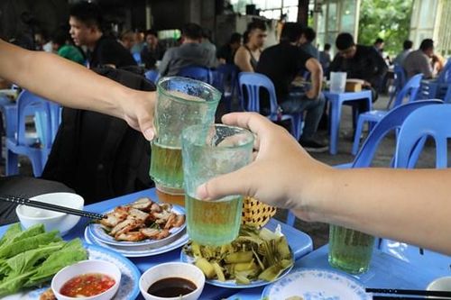 Lạm dụng rượu bia: Báo động đỏ