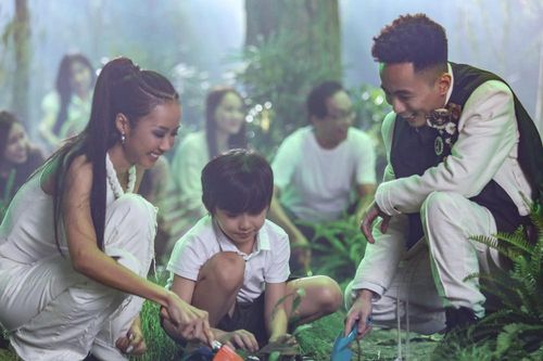 Giải mã thông điệp chúc Tết của Suboi và Rhymastic