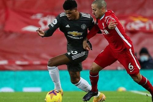 Gary Neville bị chỉ trích gay gắt vì mô tả MU như... đội nhỏ