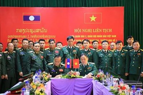 Hợp tác toàn diện, hữu nghị, đoàn kết giữa Quân khu 2 với Quân đội nhân dân Lào