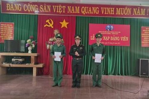Ươm mầm 'hạt giống' nơi biên cương