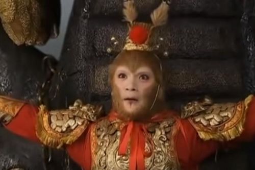 Tại sao 1 đao phủ phàm trần có thể chém lìa đầu Tôn Ngộ Không?