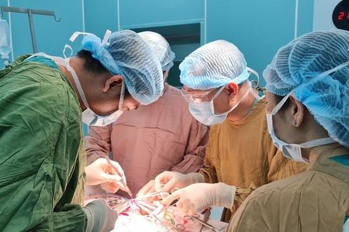 Hy hữu: Thanh niên 20 tuổi gãy dương vật sau va chạm giao thông