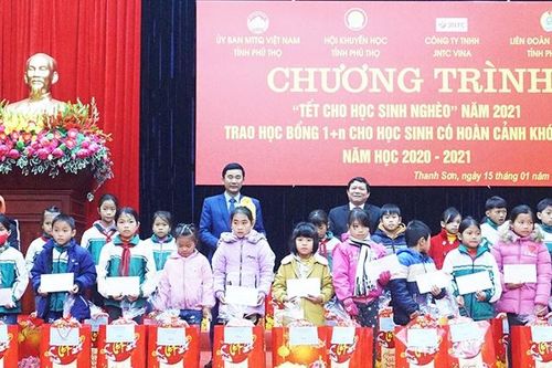 Phú Thọ tiếp tục đẩy mạnh phong trào thi đua khuyến học, khuyến tài