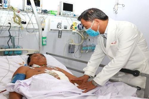 BVĐK TP Cần Thơ: Cứu sống bệnh nhân bị tai nạn giao thông nguy kịch