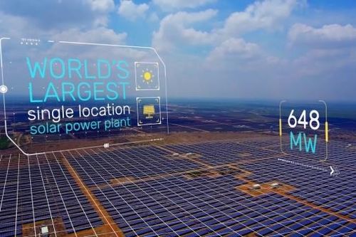 Total mua 20% cổ phần của Adani Green Energy