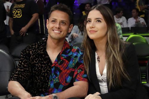 Vợ Chicharito phủ nhận 'cắm sừng' chồng