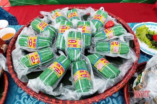 Tiêu chuẩn OCOP 3 sao, 'vé thông hành' để giò lụa Can Lộc kết nối thị trường