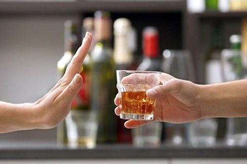 Dù bị ép cũng đừng nên uống rượu vào 7 thời điểm này kéo hối hận