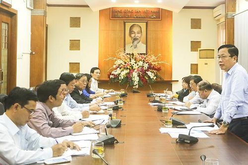 Giao ban với Mặt trận và các tổ chức chính trị - xã hội