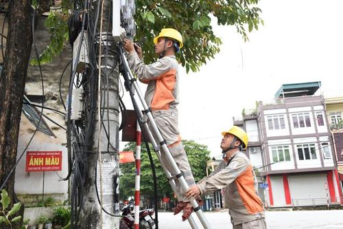 Đảm bảo cung cấp điện ổn định, an toàn phục vụ Tết Nguyên đán