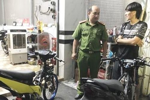 'Độ xe' theo kiểu... không có phanh sau