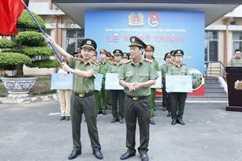 Tuổi trẻ Công an Bình Dương xuất quân tình nguyện