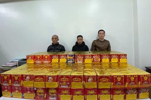 Mua 250kg pháo lậu từ Lạng Sơn về Hà Nội tiêu thụ