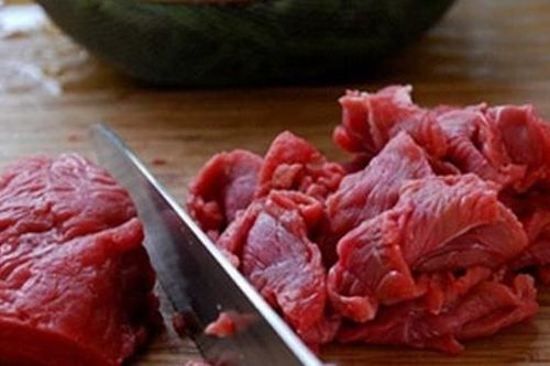 4 nhóm người nếu ăn nhiều thịt bò sẽ 'rước họa' vào thân
