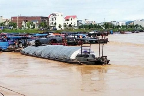 Quảng Ninh: Cấm tàu thuyền hoạt động trên sông biên giới từ 21/1