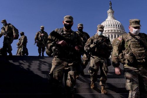 Hàng loạt lính Vệ binh Quốc gia phải rời khỏi nhiệm vụ ở Điện Capitol