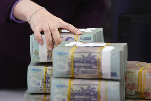Đẩy mạnh cho vay tiêu dùng để dẹp bỏ tín dụng đen
