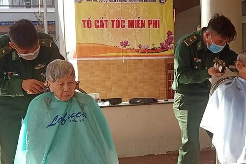 Cắt tóc miễn phí cho người cao tuổi