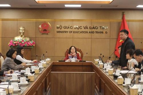 Bộ GD&ĐT gặp mặt, tôn vinh những nhà tài trợ đồng hành cùng ngành GD