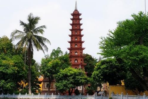 Ngắm vẻ đẹp của ngôi chùa thiêng giữa thủ đô