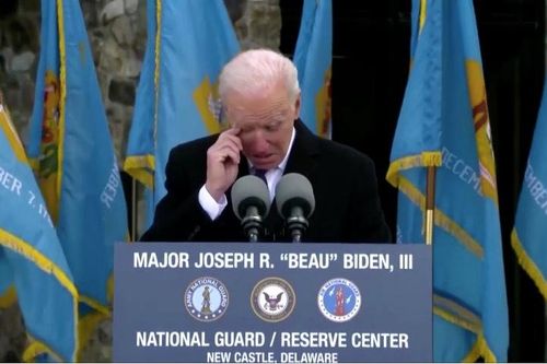 Tổng thống Mỹ đắc cử Joe Biden khóc khi tạm biệt quê nhà