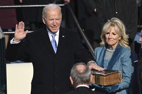 Ông Biden tuyên thệ nhậm chức tổng thống, kêu gọi nước Mỹ đoàn kết