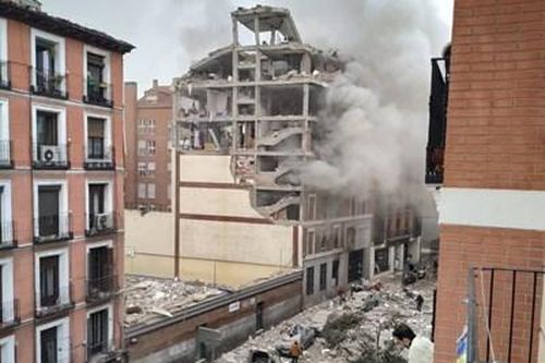 Nổ lớn phá hủy tòa nhà ở trung tâm thủ đô Madrid