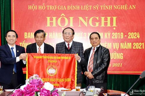 Nghệ An: 2,5 tỷ đồng hỗ trợ thân nhân, gia đình liệt sỹ