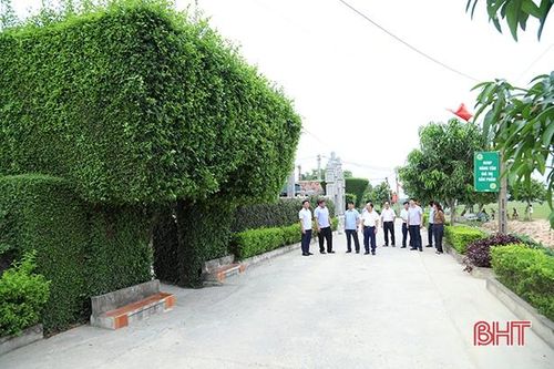 Hà Tĩnh thưởng 4 tỷ đồng cho 2 xã đạt chuẩn nông thôn mới kiểu mẫu