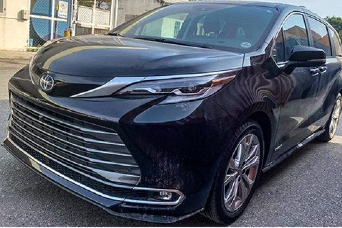 MPV Toyota Sienna 2021 về Việt Nam qua con đường nhập khẩu tư nhân, giá khoảng 4 tỷ đồng