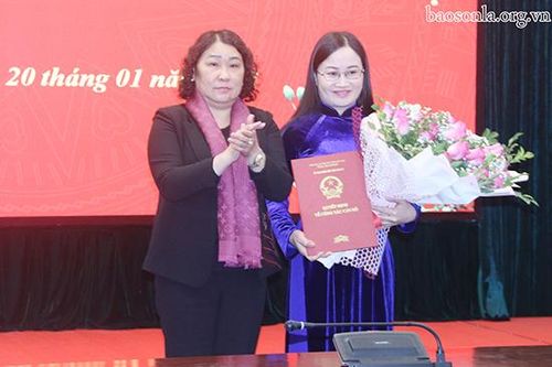Hội nghị công bố quyết định về công tác cán bộ