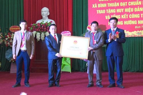 Bình Thuận đón Băng công nhận xã đạt chuẩn nông thôn mới