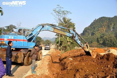 Sửa đường khiến 24 ha đất nông nghiệp Thanh Hóa thiếu nước: Ai chịu trách nhiệm?