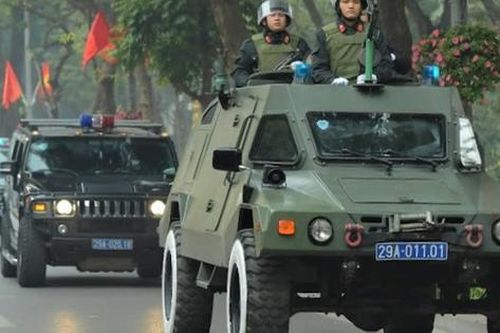 Công an Hà Nội sử dụng xe bọc thép, xe đặc chủng đảm bảo an ninh Đại hội Đảng XIII