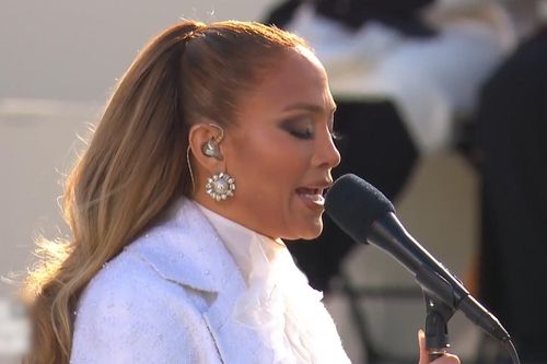 Jennifer Lopez hát tại lễ nhậm chức tổng thống Mỹ