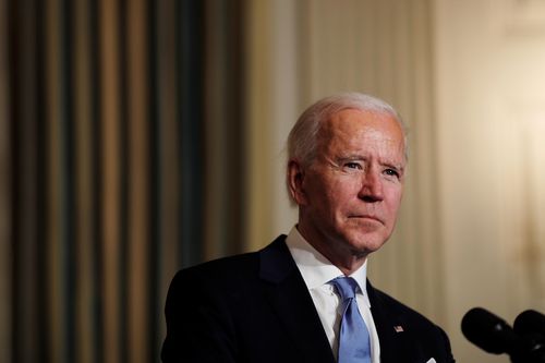 Ông Biden tiếp quản Twitter tổng thống Mỹ nhưng mất người theo dõi