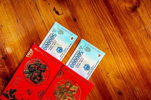 Trường đại học lì xì mỗi sinh viên 500.000 đồng